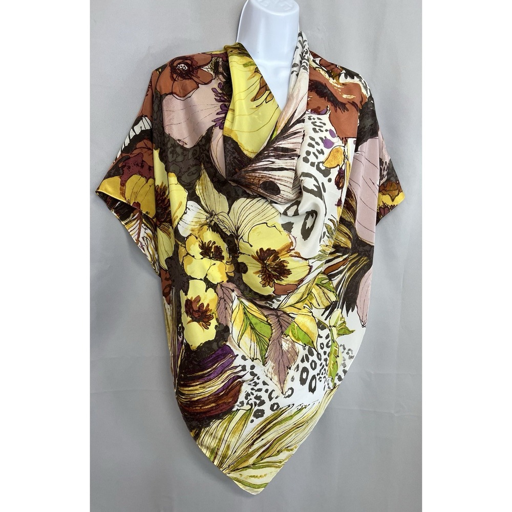 Women's Floralβ Square Scarf 41"x42"